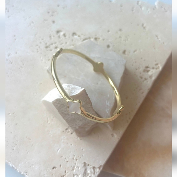 Adornia Gold-Tone Cuff Bracelet with White Clover Accents, NWT - Picture 5 of 5